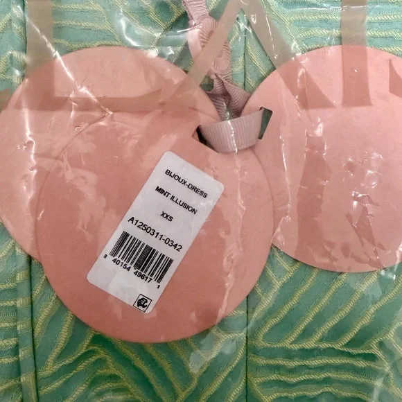 ALEXIS Bijoux Dress - Picture 7 of 7